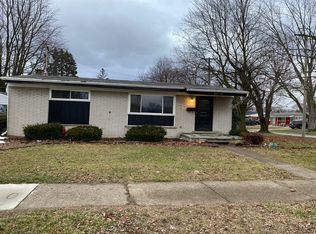 25119 Pennie St, Dearborn Heights, MI 48125