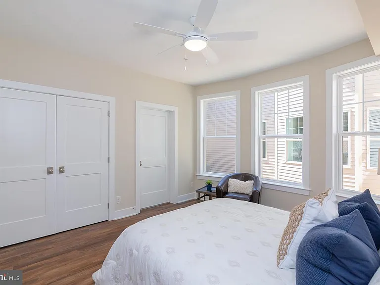 154 W King St #1 — Photo 5