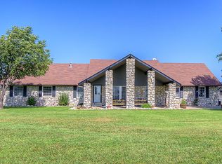 11722 N Memorial Dr E, Collinsville, OK 74021