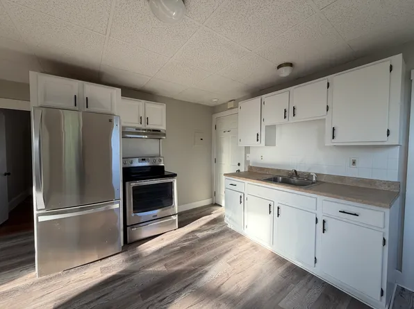157 Merrimack St, Methuen, MA