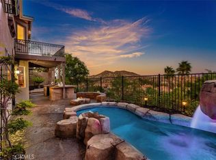 693 John Cir, Corona, CA