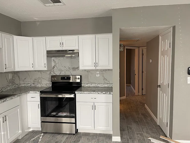 2250 W Southern Ave #16 — Photo 4