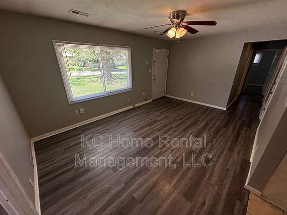 5th image of 7707 E 113th St