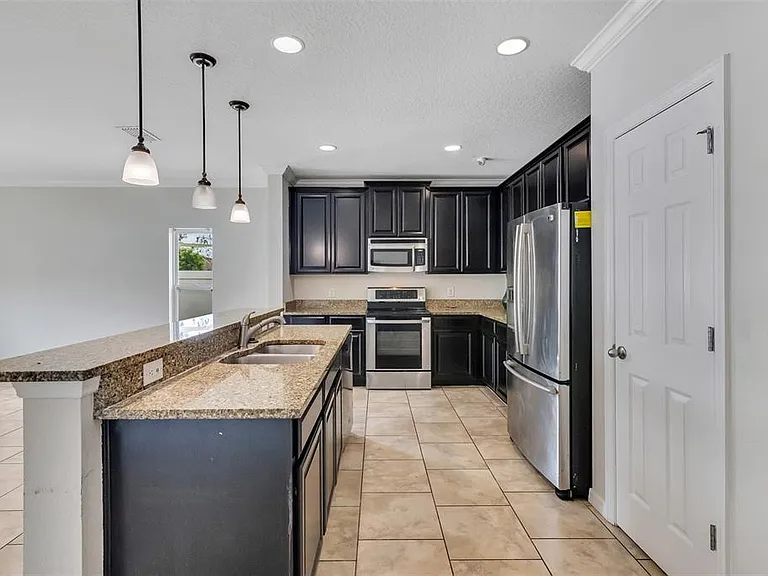4729 Greycliff Prairie Dr — Photo 9