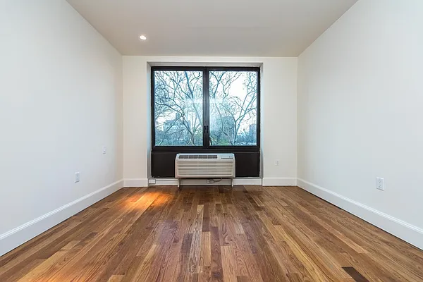 Rented by Nooklyn NYC LLC | media 62
