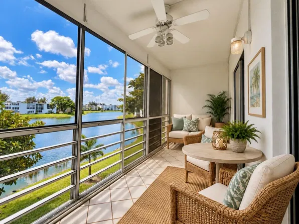 314 Wellington D, West Palm Beach, FL 33417