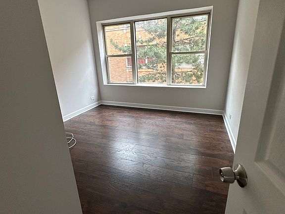 4th image of 3007 W 19th St #2N