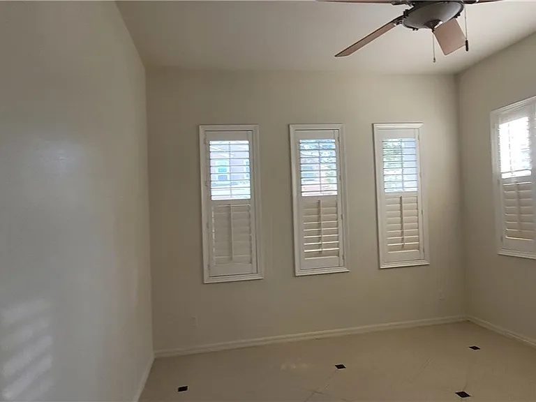 7728 Villa De La Paz Ave — Photo 28