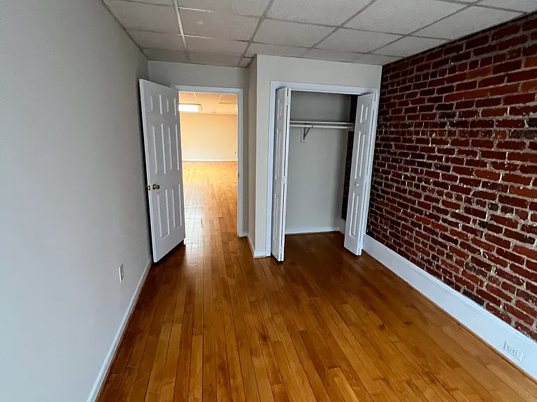 815 W Broad St #A — Photo 1