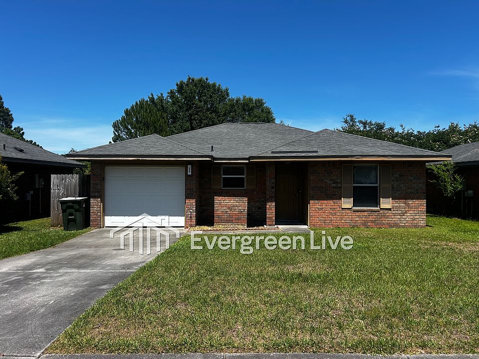 1st image of 32 Laiken Ct
