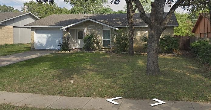 1st image of 1113 Westwood Dr