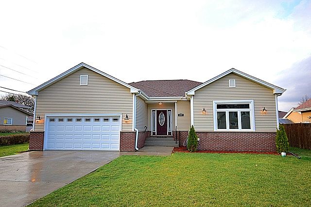 1st image of 1307 W Hillside Dr