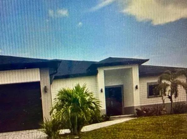 704 Mindora Ave, Lehigh Acres, FL 33972