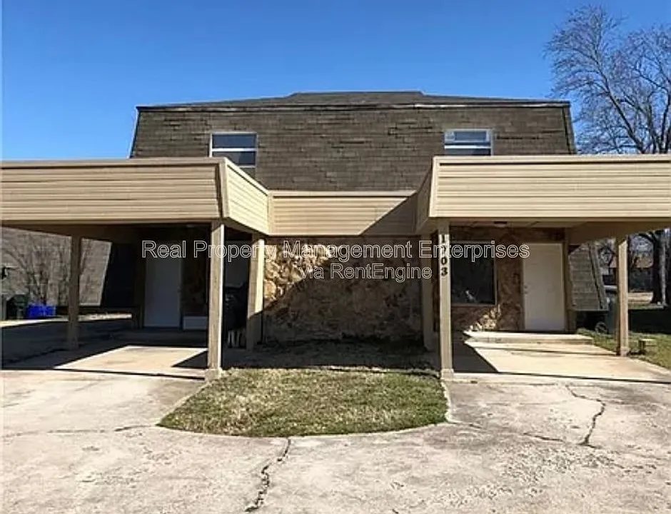 1705 Beaumont Dr