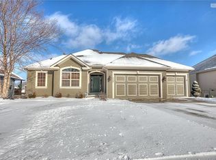 1708 NW 93rd St, Kansas City, MO 64155