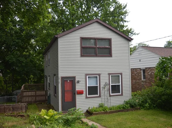 1717 Loftsgordon Avenue, Madison, WI 53704