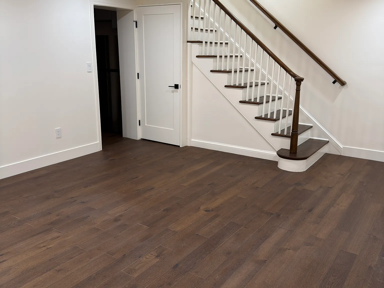 1 bed, 700 sqft, $2,000 — Photo 3