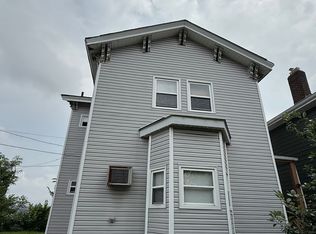 2121 Eggers Street, Pittsburgh, PA 15212