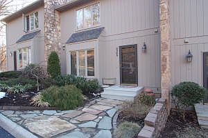 1st image of 3365 Londonderry Ln