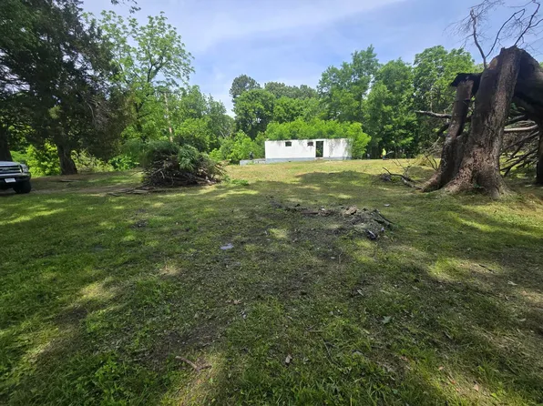 5106 Hillbrook Rd, Memphis, TN 38109