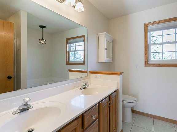 5th image of 3302 Delano Dr