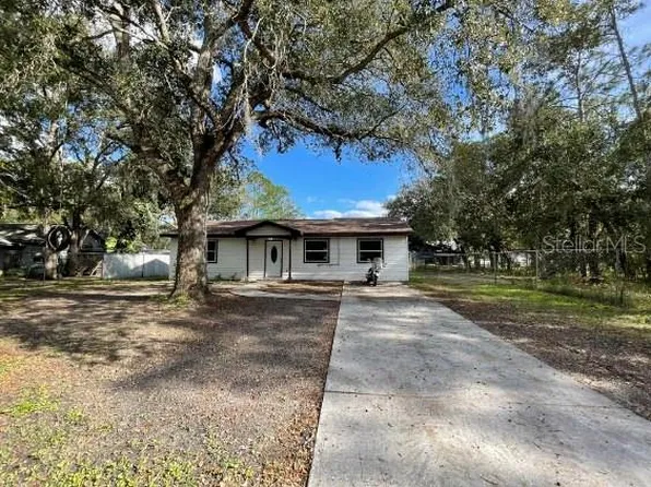 1445 WAUCHULA STREET, INTERCESSION CITY, FL 33848