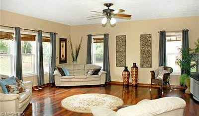 5th image of 10322 Wildflower Way