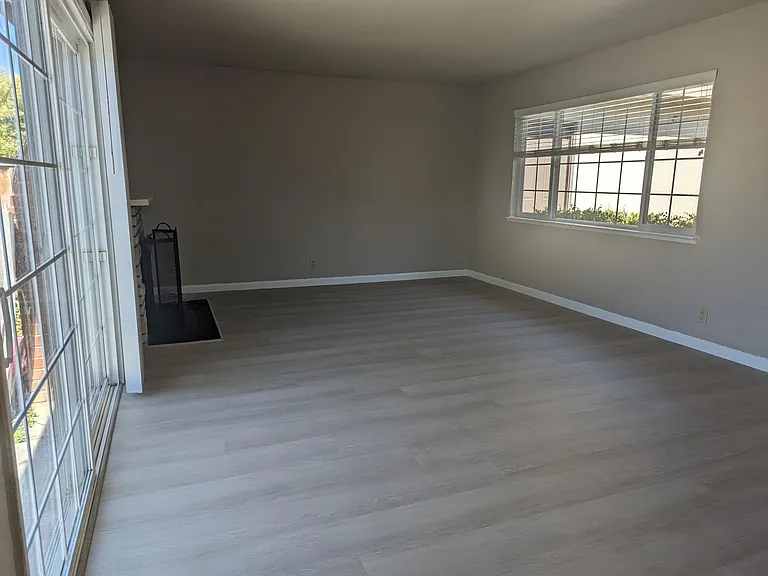 6339 Bollinger Rd — Photo 5