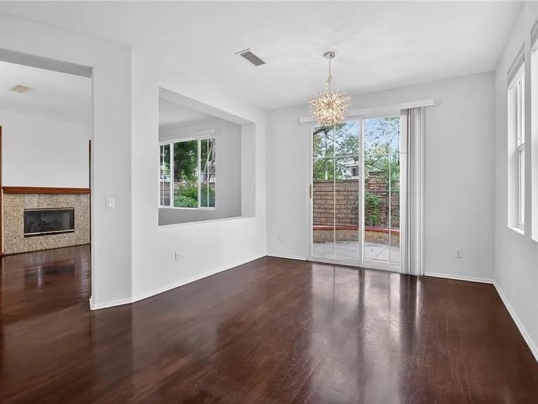 1908 Blazewood St — Photo 9