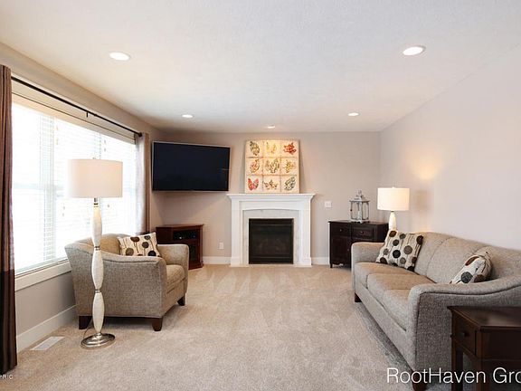 5th image of 5795 Beyhill Dr NE