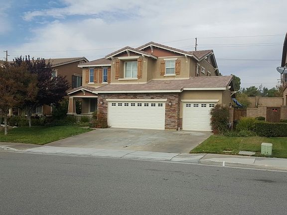 3rd image of 53030 Bantry Bay Ln