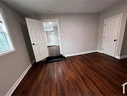 3927 Dearborn St — Photo 11