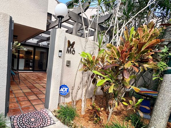 4706 SW 67th Ave APT M6