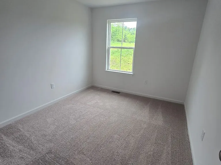 6 Meredith Way — Photo 24