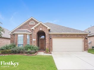 2744 Cedar Ridge Ln, Fort Worth, TX 76177