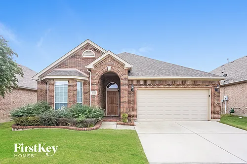 2744 Cedar Ridge Ln Photo 1