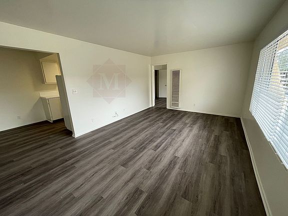4th image of 450 Ellwood Beach Dr APT 9