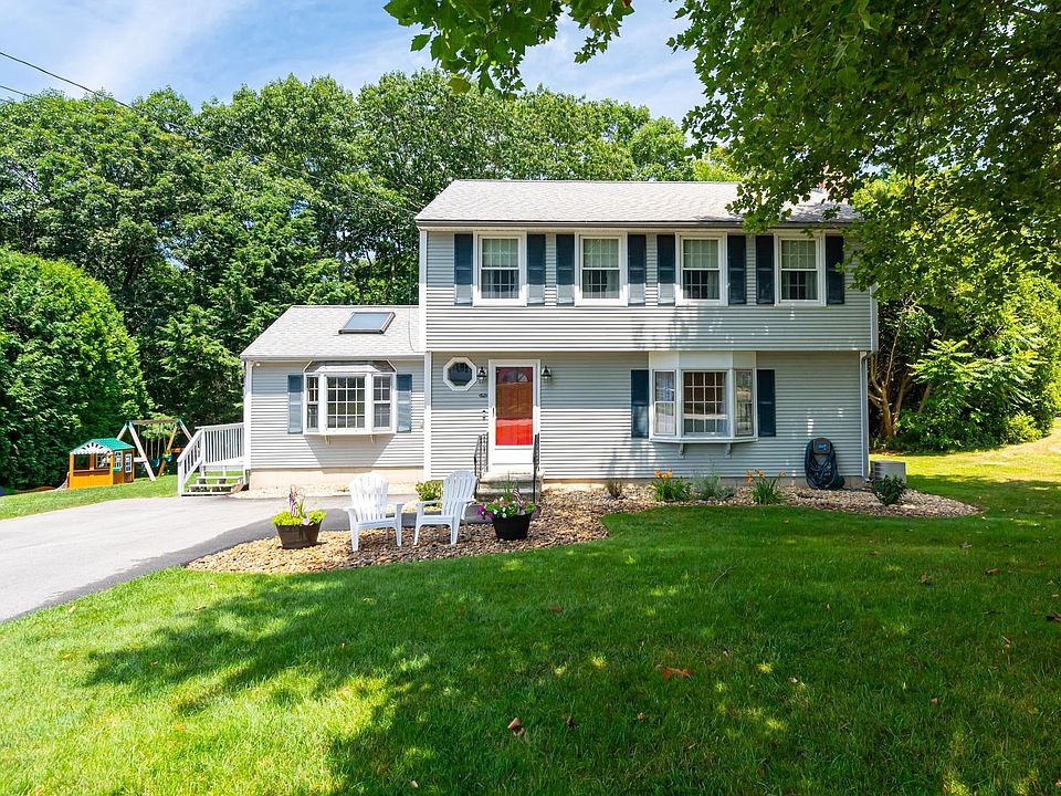 1st image of 19 Macdonald Drive