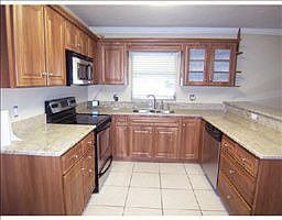 2nd image of 6915 Spencer Cir