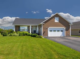 61 Bonavista Ave, Stratford, PE C1B 0E5