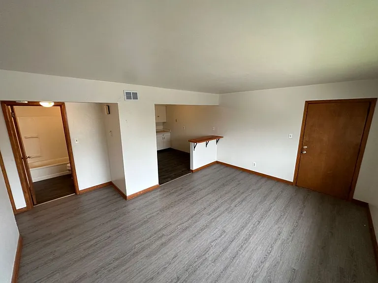 7731 W Hampton Ave. (8 Unit) — Photo 5