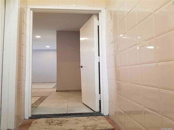 2nd image of 149 Hillside Ave APT 2B
