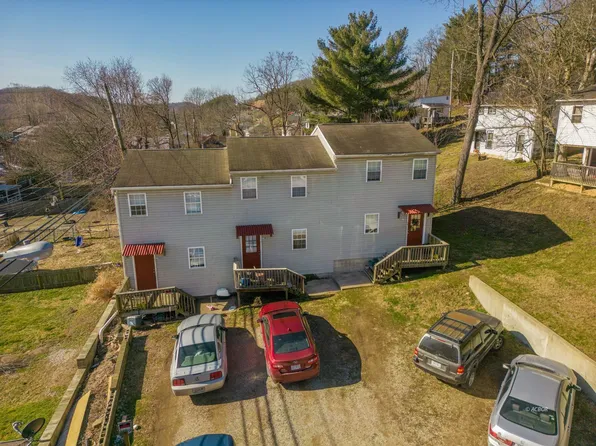 178 W Washington St #A-c, Nelsonville, OH 45764