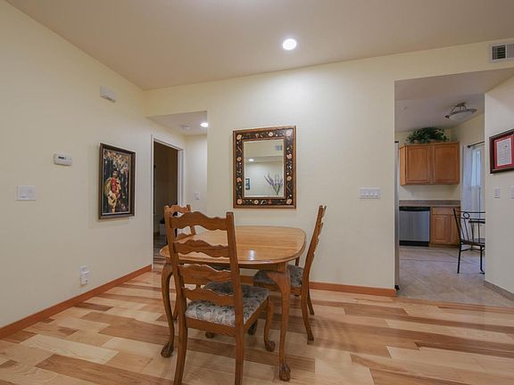 5th image of 268 Blue Bonnet Ln #216