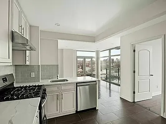 Rented by Polaris Property Group | media 6