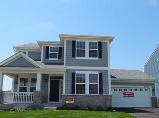 3303 Wanskuck St, Elgin, IL 60124