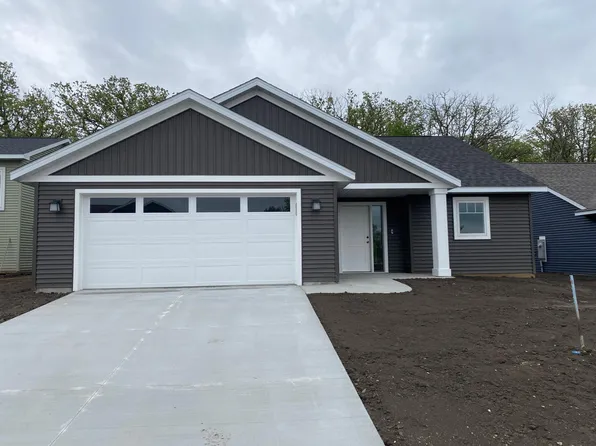 1082 Falcon Rd SE, Rochester, MN 55904