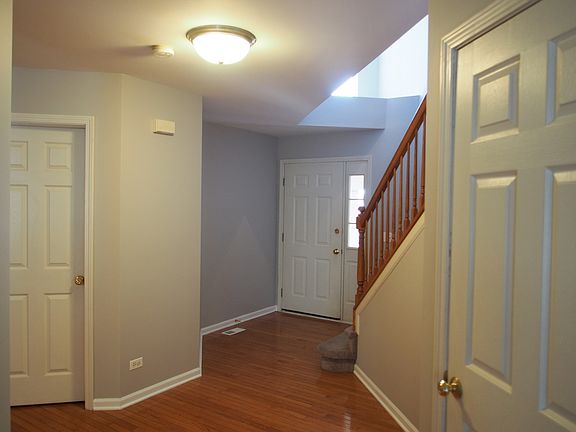 2nd image of 3187 Foxridge Ct