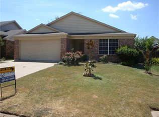 8408 Auburn Dr, Fort Worth, TX 76123
