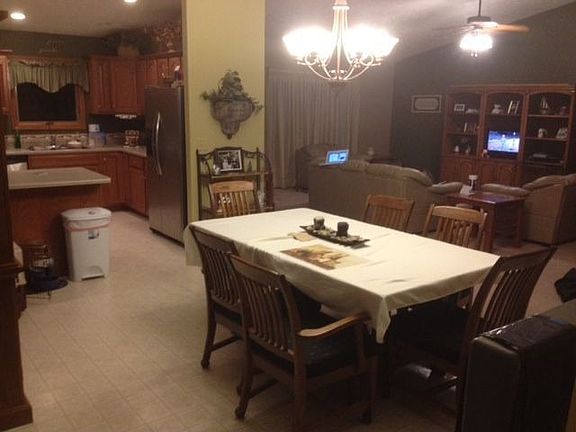 Living Room/Dining Room